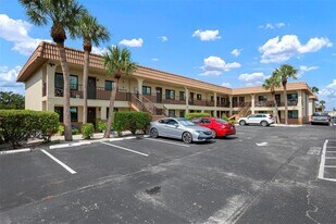 1258 Barbara Dr in Venice, FL - Building Photo