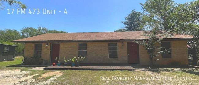 17 Ranch to Market Rd 473 in Comfort, TX - Building Photo - Building Photo