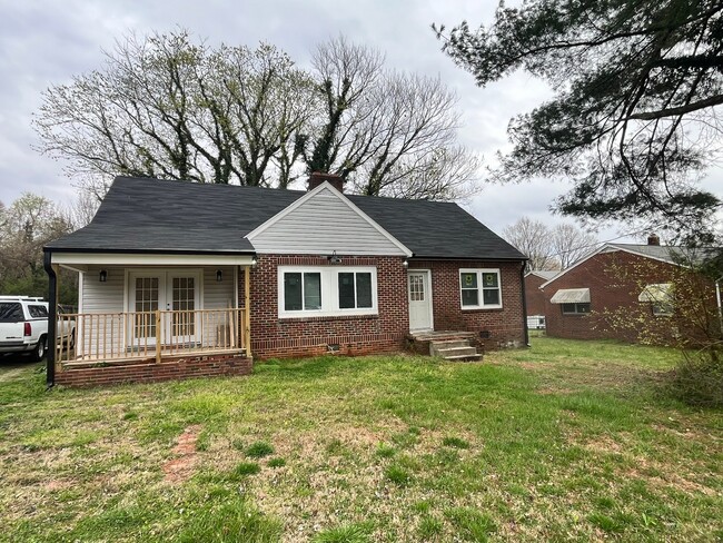 1204 Terrell Dr