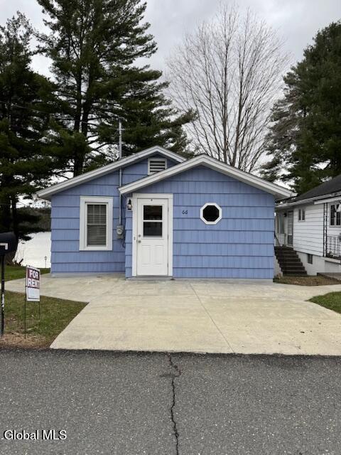 property at 66 Lakeshore Dr