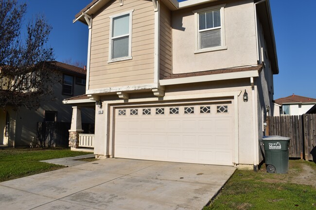 455 Beckman Way in Merced, CA - Building Photo - Building Photo