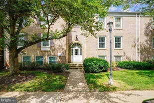 820 Quince Orchard Blvd in Gaithersburg, MD - Building Photo