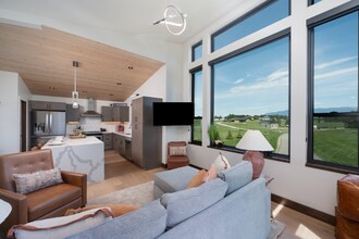 2119 Wintercrest Dr in Kalispell, MT - Building Photo - Building Photo