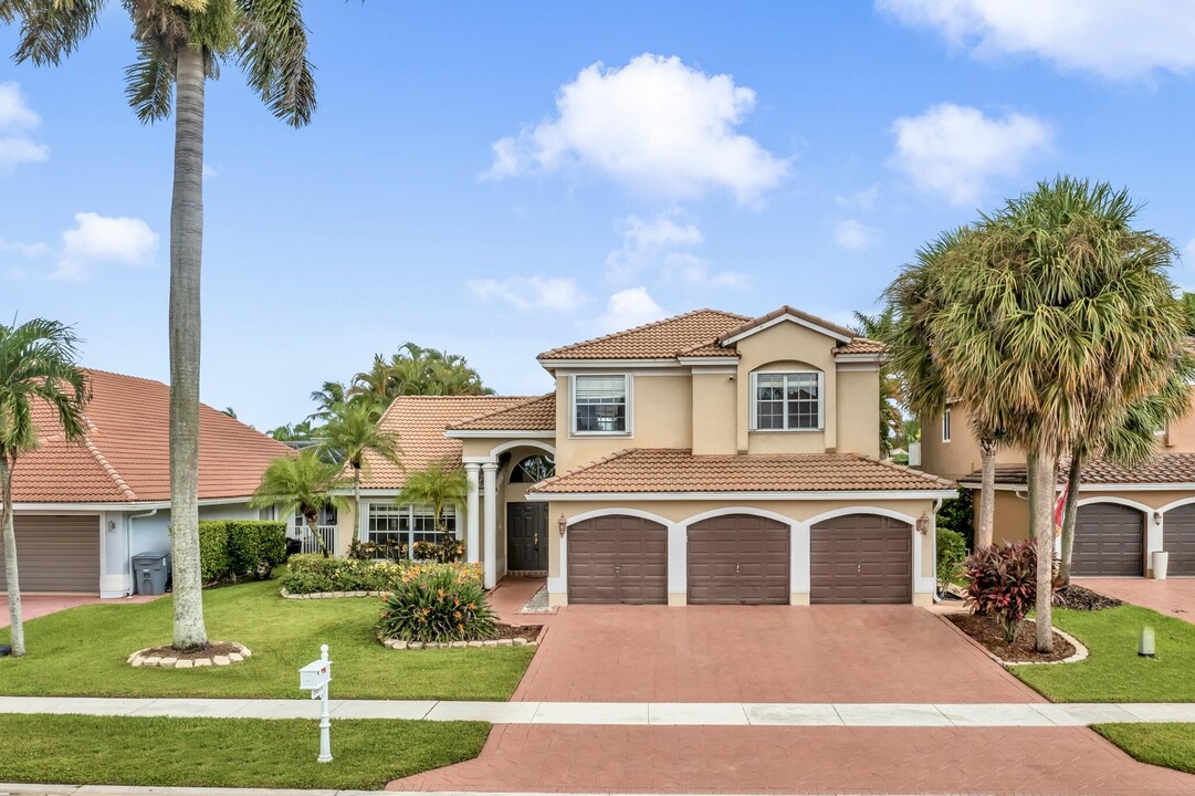 19571 Black Olive Ln in Boca Raton, FL - Building Photo