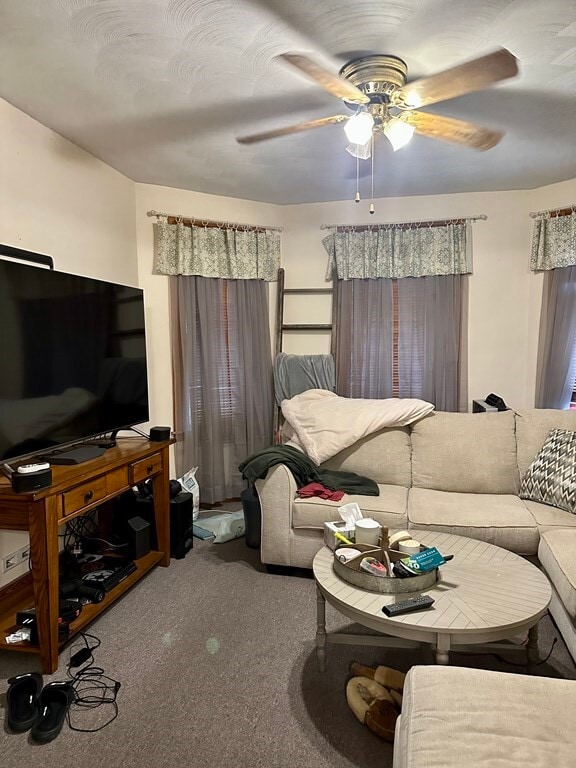 19 Boston Ave in Somerville, MA - Building Photo - Building Photo