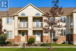 506 Bur Oak Ave in Markham, ON - Building Photo