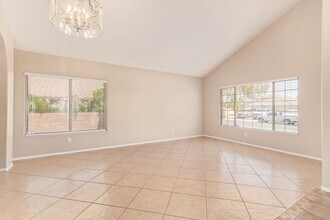 3280 E Ford Ave in Gilbert, AZ - Building Photo - Building Photo