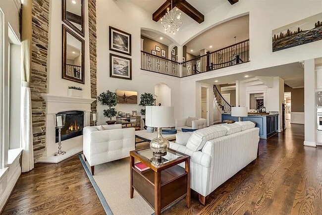 property at 4007 Barlow Ct