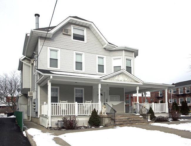 407 6th Ave in Asbury Park, NJ - Foto de edificio - Building Photo