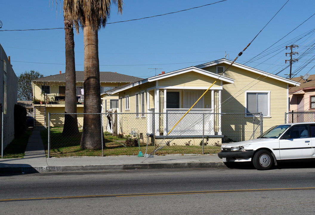 11113-11115 S Inglewood Ave in Inglewood, CA - Building Photo