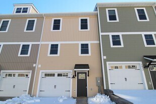 1416 DERBY Dr in Harrisonburg, VA - Building Photo