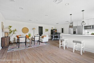 1108 Vineland St in Cocoa, FL - Building Photo - Building Photo