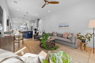 1204 E 32nd St in Austin, TX - Building Photo - Building Photo