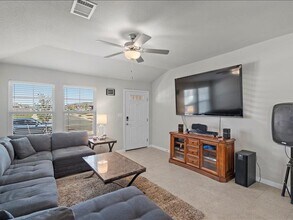 200 Grapefruit Rd in Hutto, TX - Building Photo - Building Photo