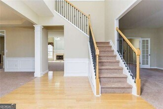 4987 Rustic Canyon Dr in Suwanee, GA - Building Photo - Building Photo