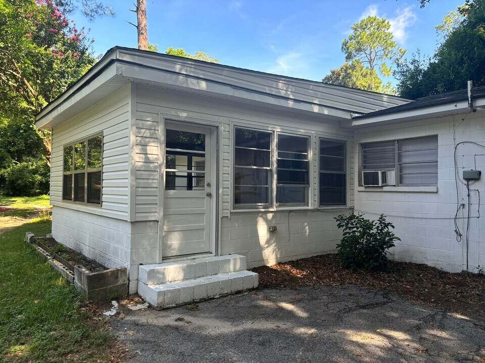 17 Tillman St in Statesboro, GA - Building Photo