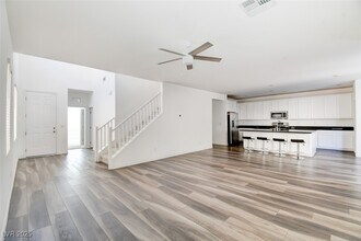 4821 Spanish River St in North Las Vegas, NV - Building Photo - Building Photo