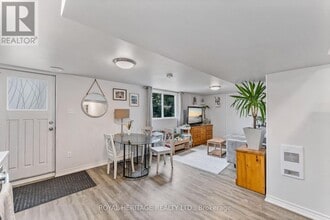 1621 Cherryhill Rd in Peterborough, ON - Building Photo - Building Photo