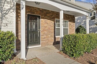 1304 Cozart St in Durham, NC - Foto de edificio - Building Photo