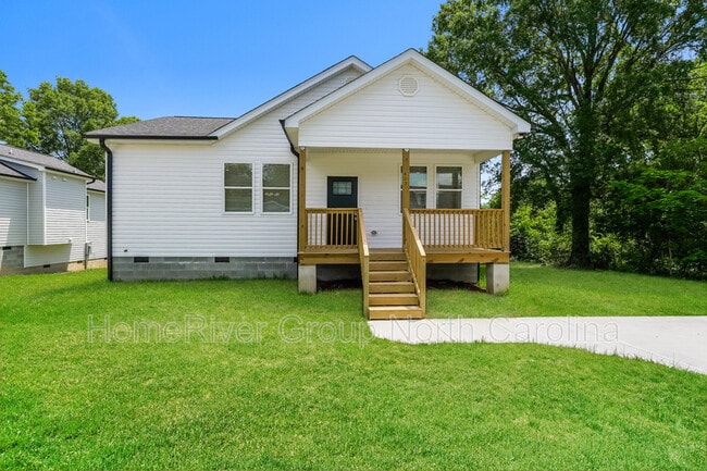 property at 603 Lee St