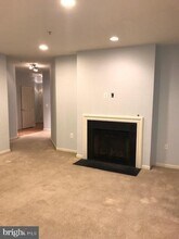 1321 Karen Blvd in Capitol Heights, MD - Foto de edificio - Building Photo
