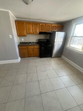 117 Isabella Ave, Unit 3 in Newark, NJ - Building Photo - Building Photo