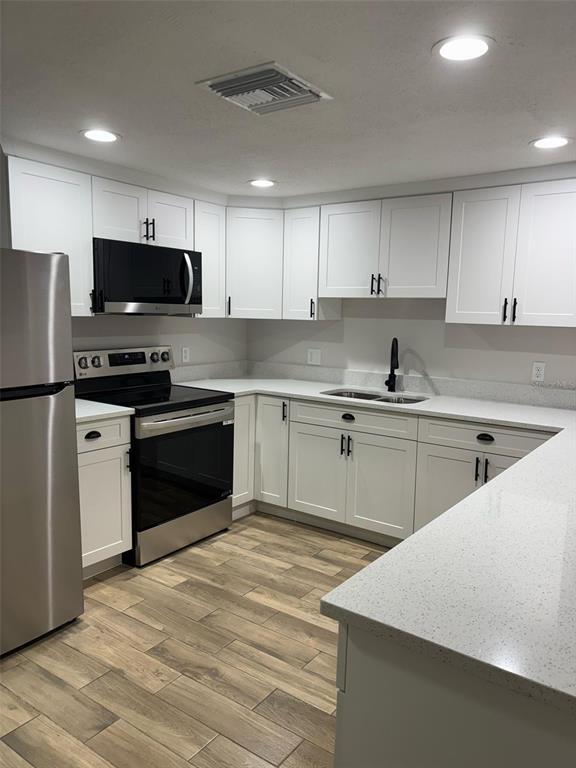 9033 Pegasus Ave in Port Richey, FL - Building Photo - Building Photo