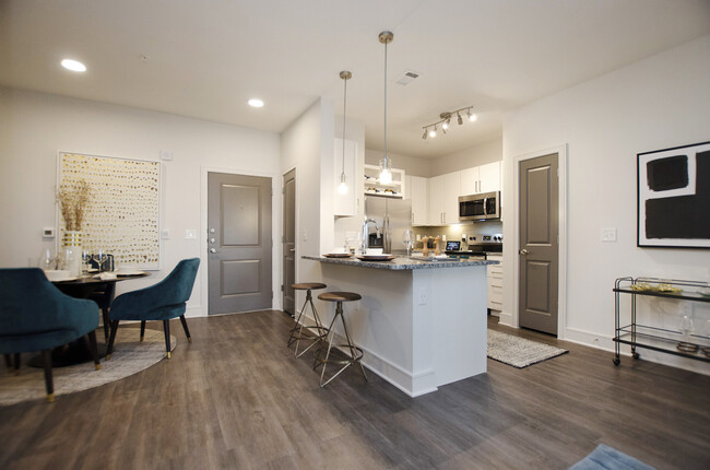 Avalon Frisco North in Frisco, TX - Building Photo - Building Photo