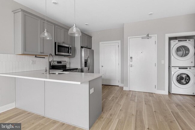 5230 Walnut St in Philadelphia, PA - Building Photo - Building Photo