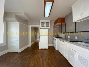 133-135 Clubhouse Ave in Los Angeles, CA - Building Photo - Building Photo