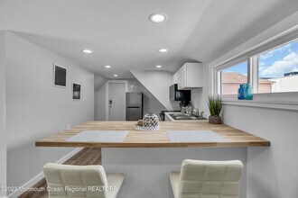 115 Blaine Ave-Unit -2 in Seaside Heights, NJ - Building Photo - Building Photo