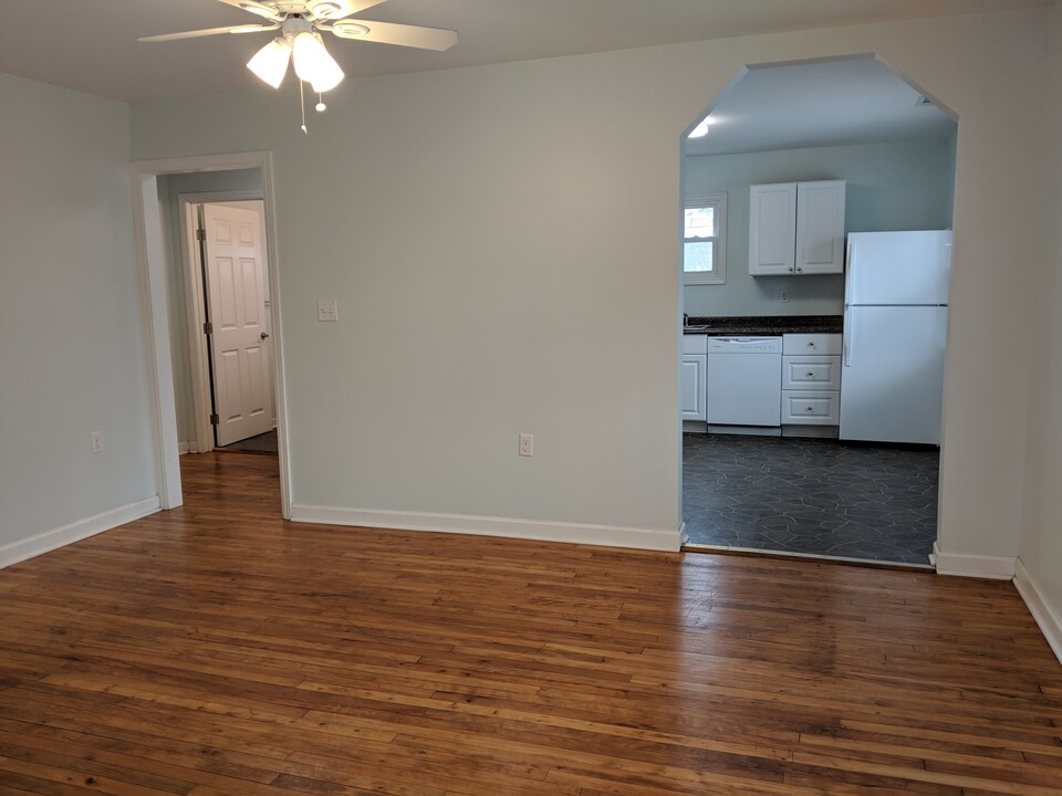 1809 Ott St in Savannah, GA - Building Photo
