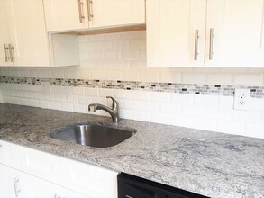 116 Marginal St, Unit #2 in Boston, MA - Building Photo - Building Photo