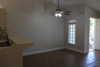 3345 Crystal Ct E in Palm Harbor, FL - Building Photo - Building Photo