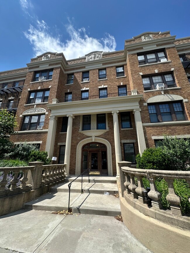 24 Sidlaw Rd, Unit 28-6