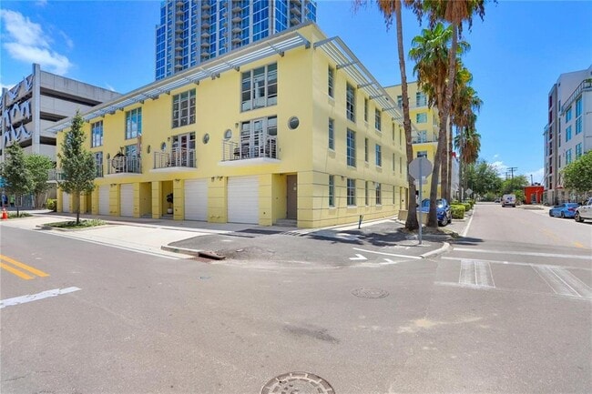 1212 E Whiting St in Tampa, FL - Building Photo - Building Photo