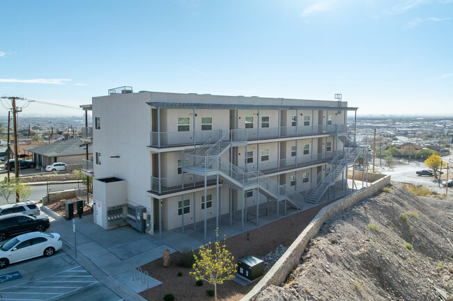 Cotton view Apartments in El Paso, TX - Building Photo - Building Photo