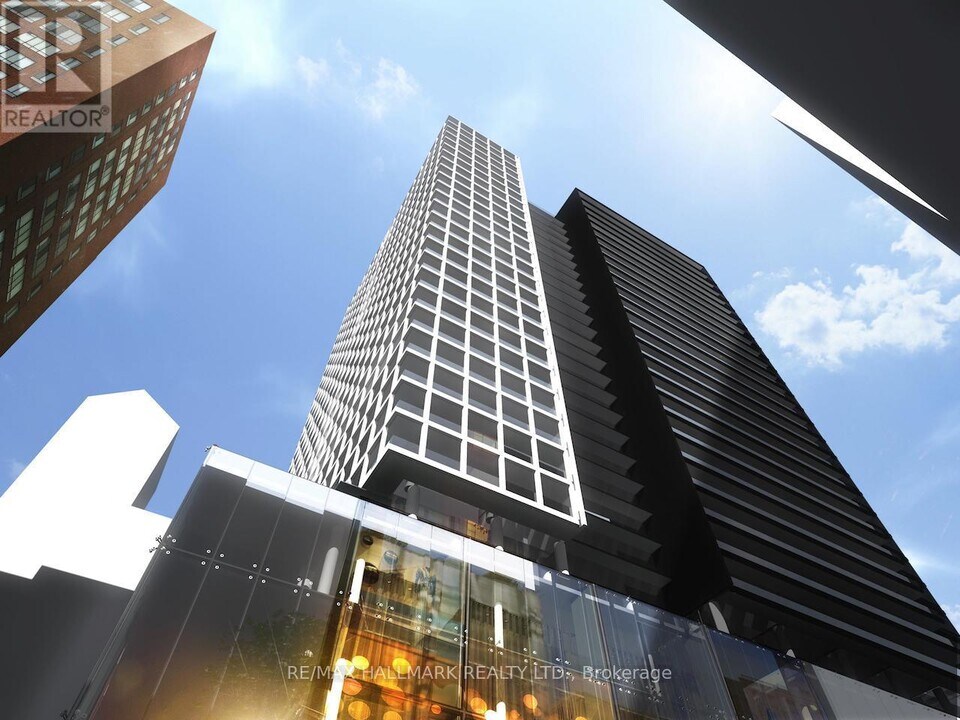 20-620 Edward St in Toronto, ON - Building Photo