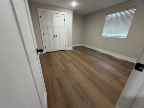 9418 N Chris in Bel Aire, KS - Building Photo - Building Photo