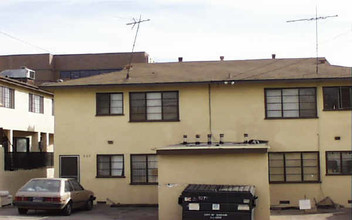 335-337 E Providencia Ave in Burbank, CA - Building Photo - Building Photo