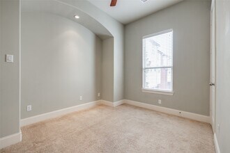 2915 Pease St in Houston, TX - Building Photo - Building Photo