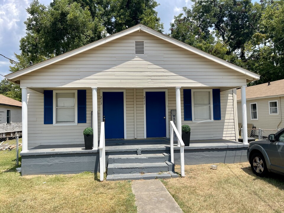 213 N Chestnut St in Bunkie, LA - Building Photo