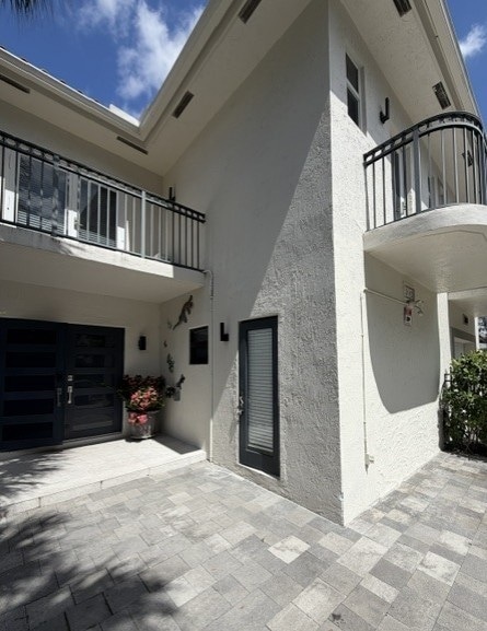 property at 3082 Mary St