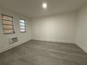 1560 SW 5th St, Unit 11 in Miami, FL - Building Photo - Building Photo