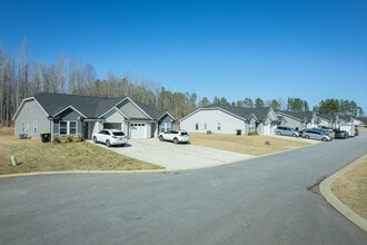The Cottages At Broken Chimney in Inman, SC - Building Photo - Building Photo