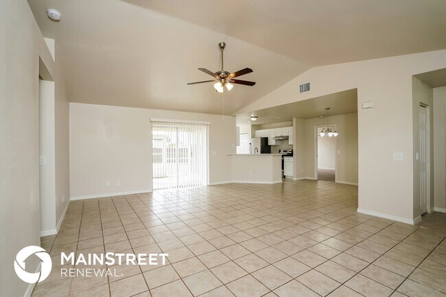 1400 NW 2nd St in Cape Coral, FL - Building Photo - Building Photo