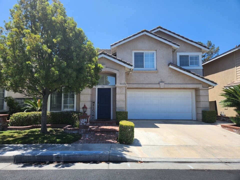 1316 E Sedona Dr in Orange, CA - Building Photo