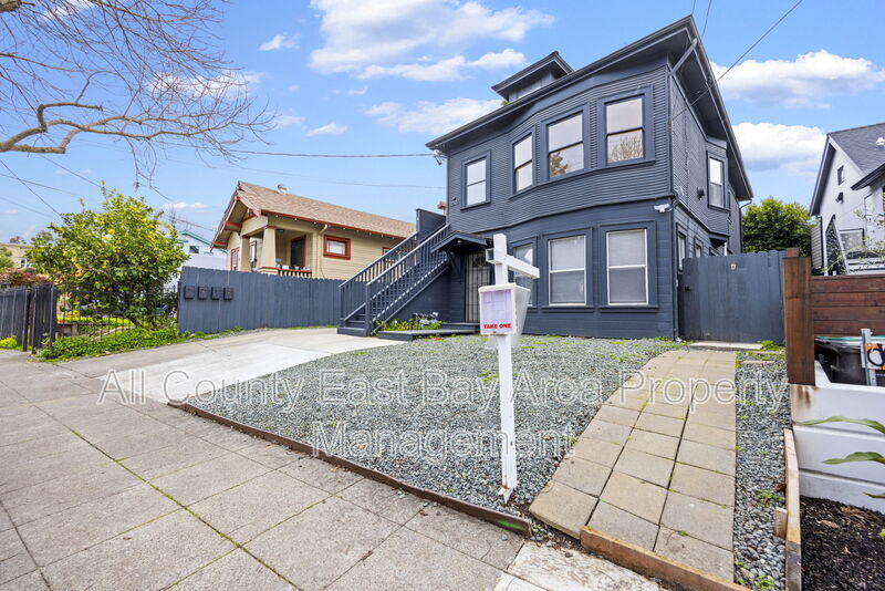 1015 47th St in Emeryville, CA - Foto de edificio
