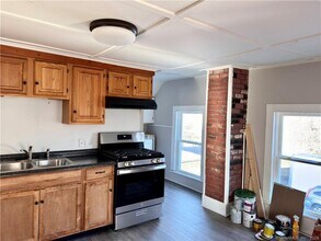 10 Riverside Ave in Torrington, CT - Building Photo - Building Photo