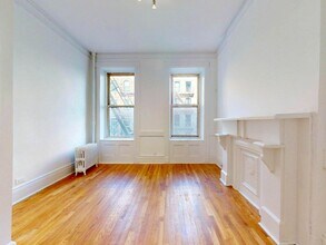 East 25th Street in New York, NY - Building Photo - Building Photo